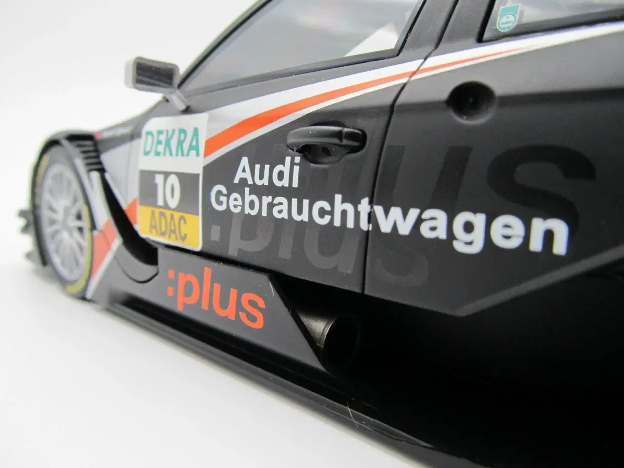 Billede 6 - 2008 Audi A4 DTM #10 1:18  Vinder af DTM 2008 