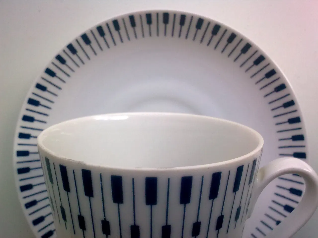 Billede 5 - Kaffe + Lyngby + T2 + T i hvid RETRO porcelæn