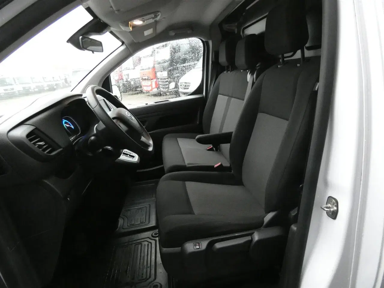 Billede 9 - Toyota Proace Electric Medium EL 1 Skydedør 136HK Van Aut.