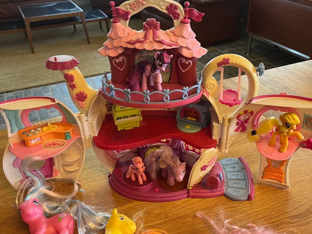 Billede 1 - My little pony huse og ponyer