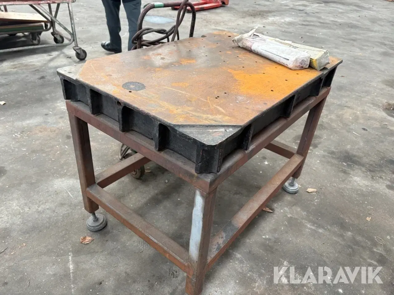 Billede 3 - Svejsemaskine, elektroder og svejsebord Migatronic LTO 200