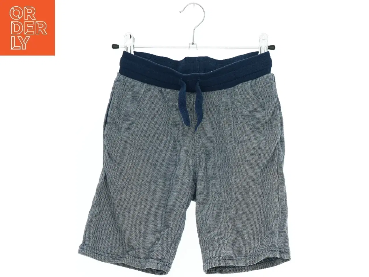 Billede 1 - Shorts med snor fra H&M (str. 134) fra H&M (str. 134) fra H&M (str. 134)