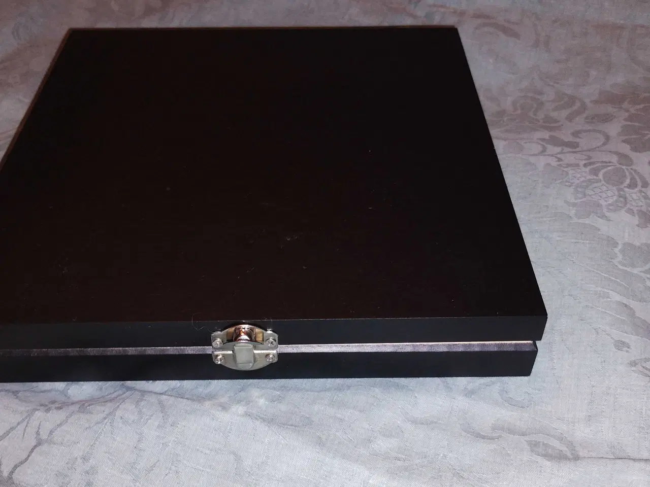 Billede 1 - Æske af træ 