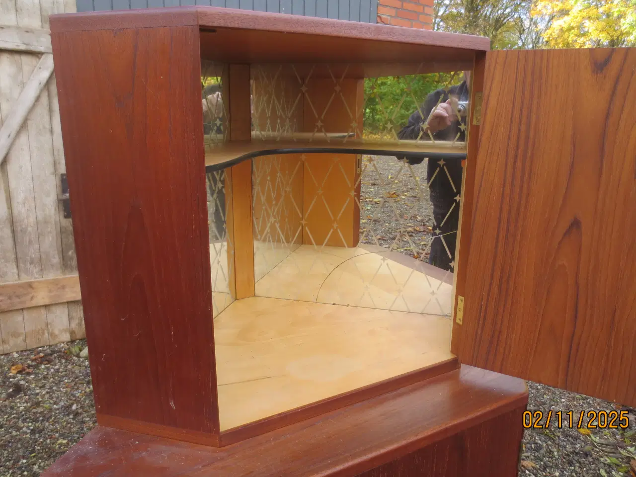 Billede 3 - 1 stk Teak Hjørneskab todelt 