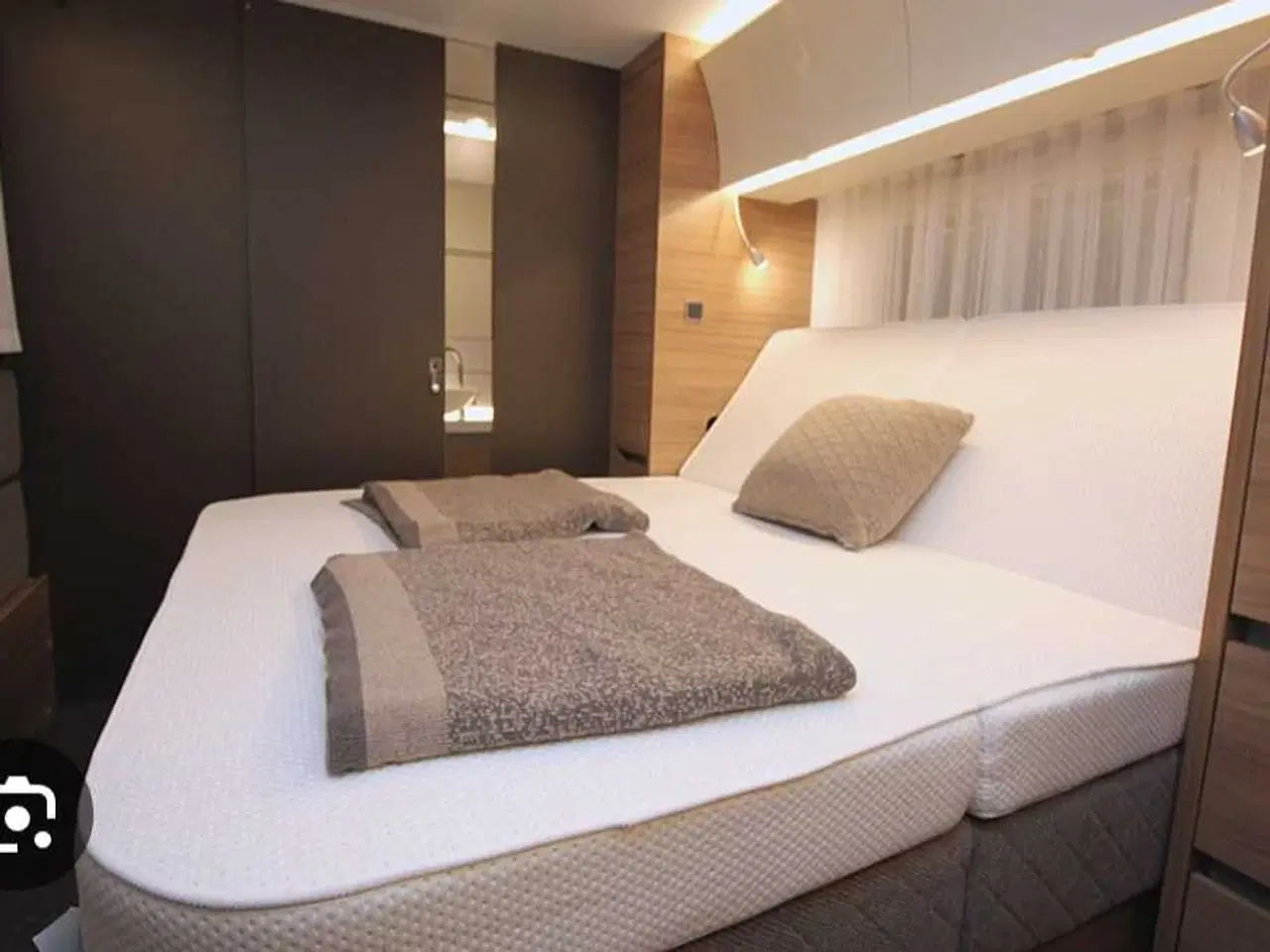 Billede 3 - Adria Alpina 663ht - Lækker og vedligeholdt Vogn