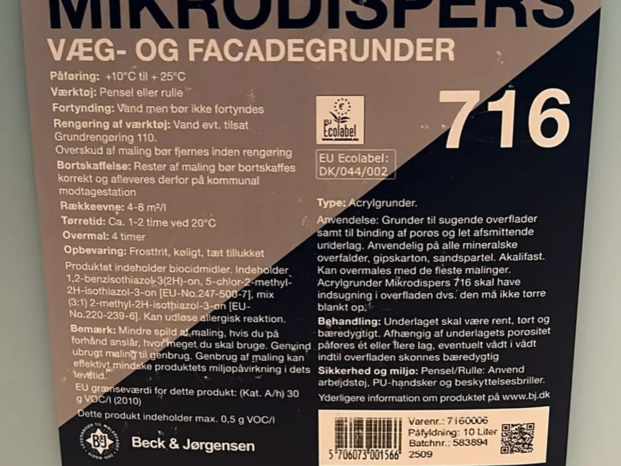 Billede 1 - Væg og facade grunder, købt ved Deco farver.