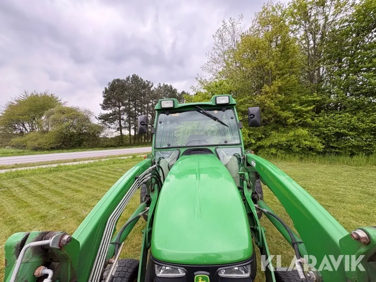 Billede 11 - Traktor John Deere 4520 med frontlæsser frontlift gafler og skovl