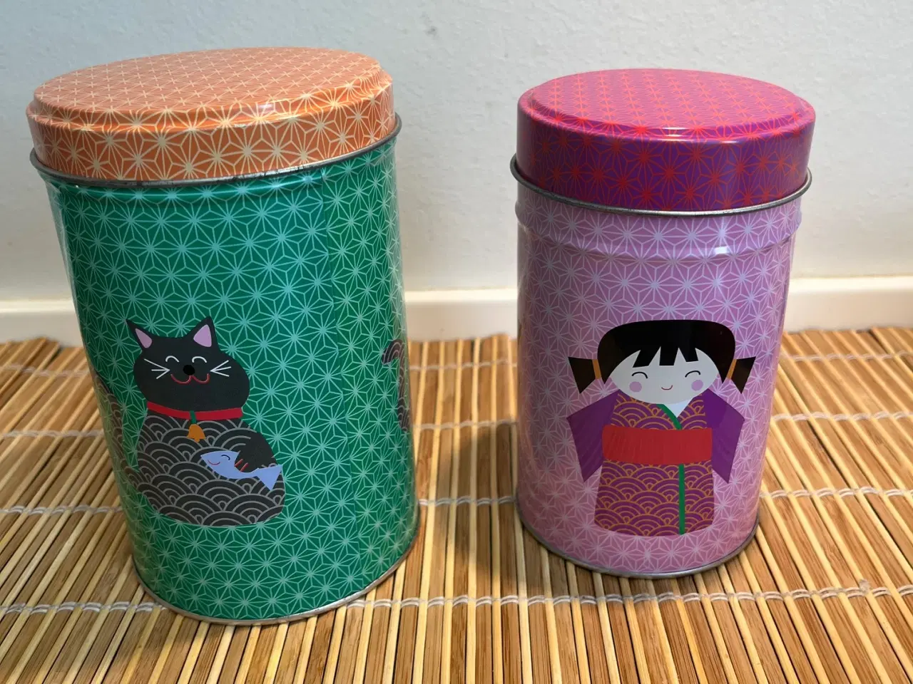 Billede 1 - Charmerende Japanske Tedåser – Sæt med 2