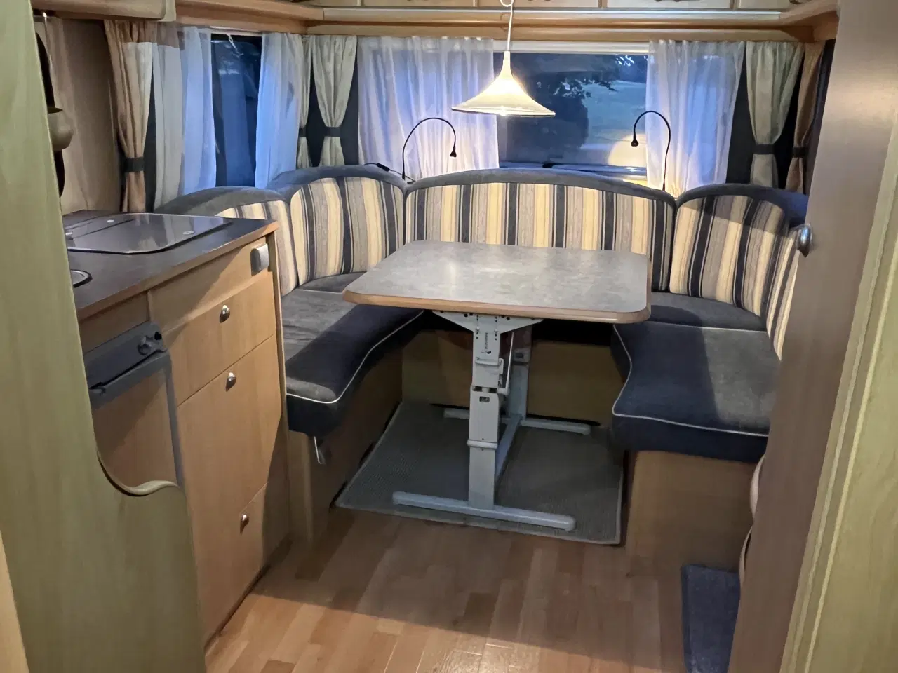 Billede 7 - ADRIA campingvogn sælges pga. sygdom.