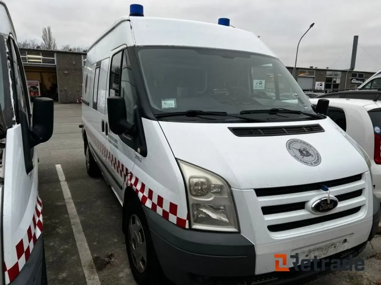 Billede 2 - Ford transit Ambulance Reparationsobjekt