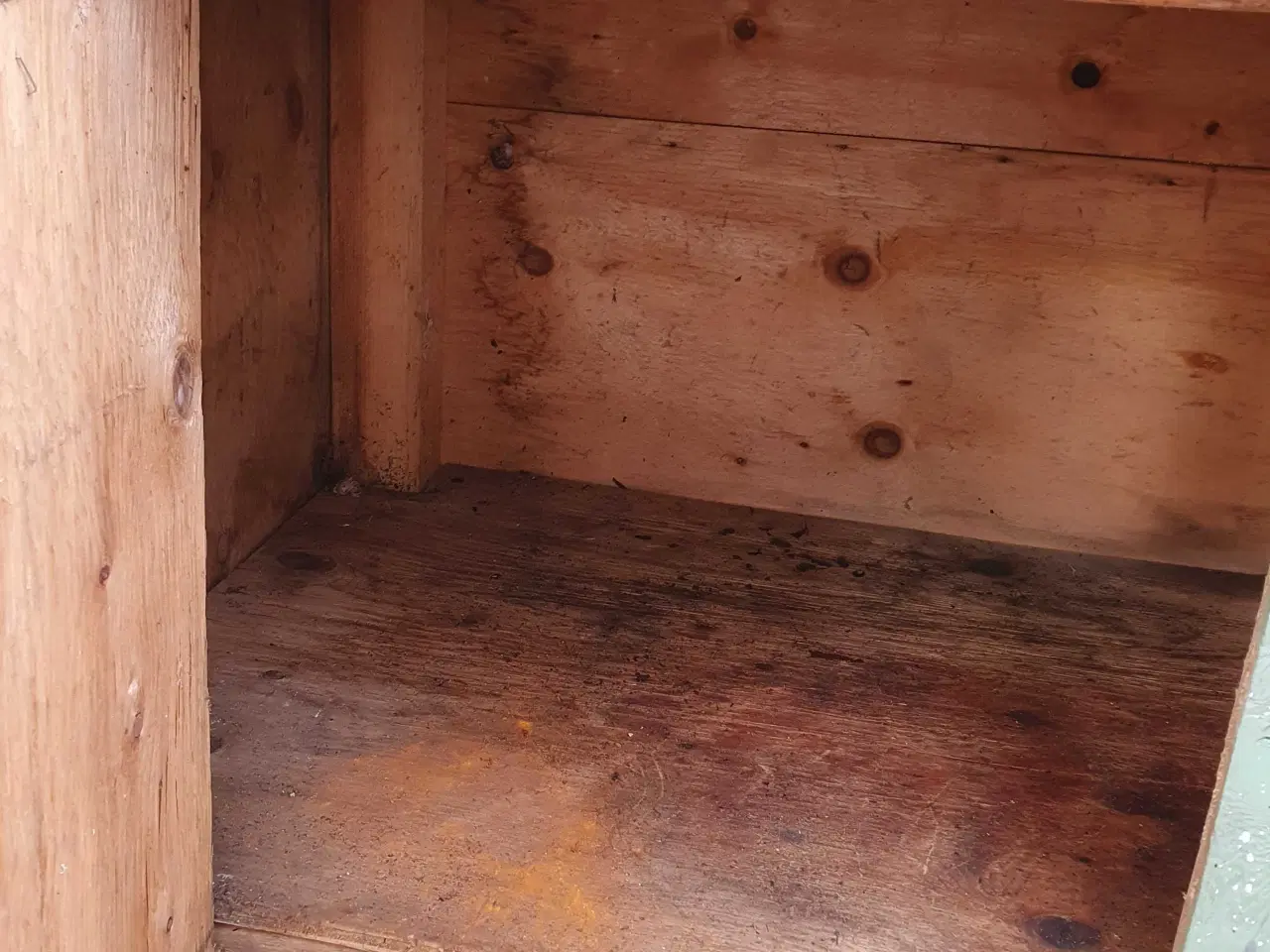 Billede 5 - Slidt med funktionelt arbejdsbord 