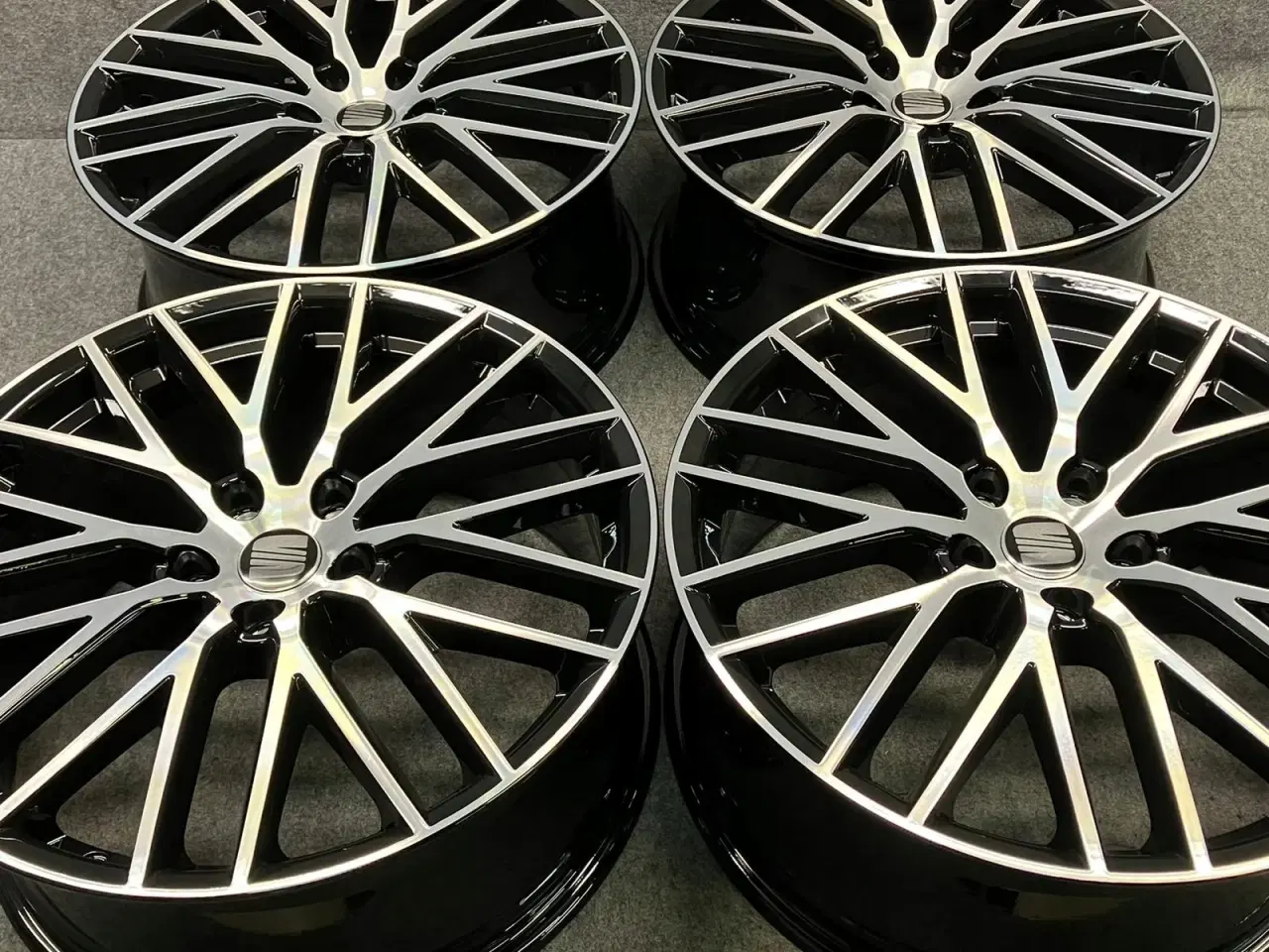Billede 6 - ALUFÆLGE SEAT CUPRA LEON 5F0 19"