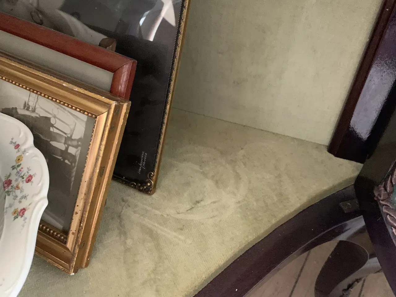 Billede 3 - Gl hjørneskab