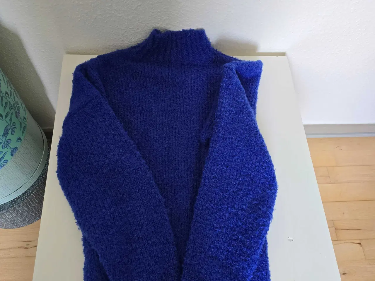 Billede 7 - 2stk.Rigtig fine Bukser.,2stk  striktrøjer 