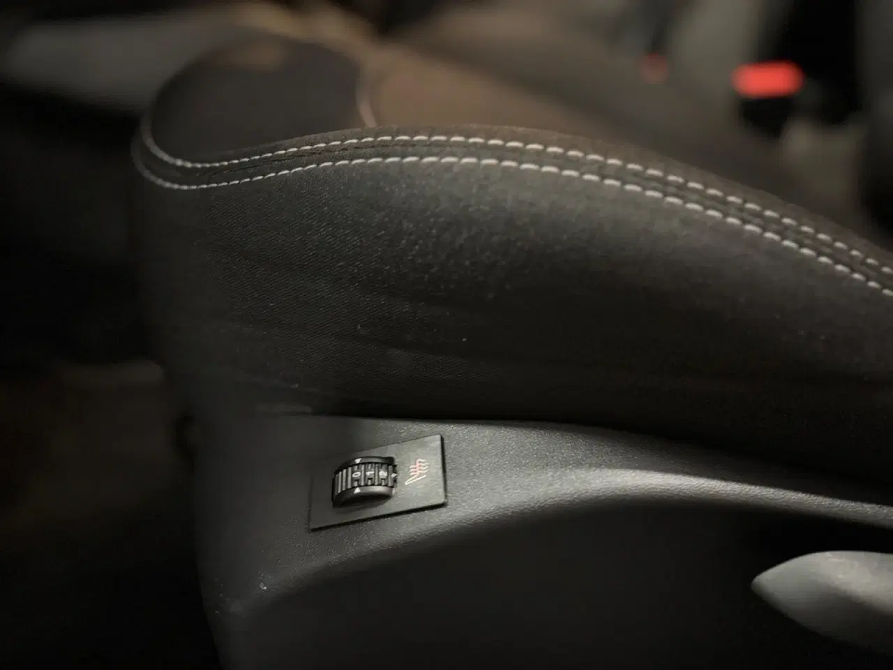 Billede 7 - Peugeot 208 1,2 e-THP 82 Active