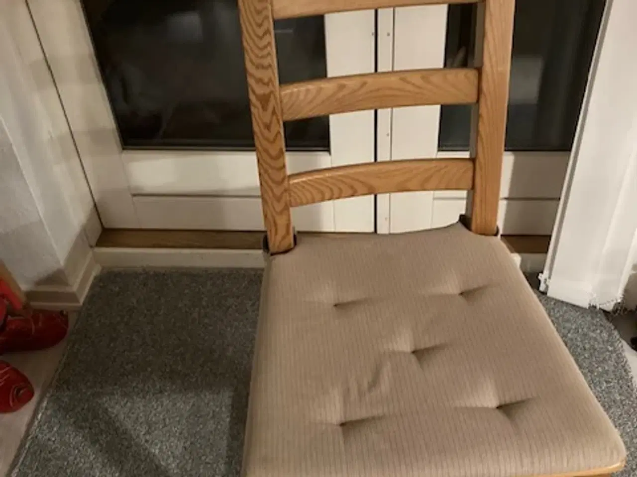 Billede 1 - Spisestuestol fra Ikea