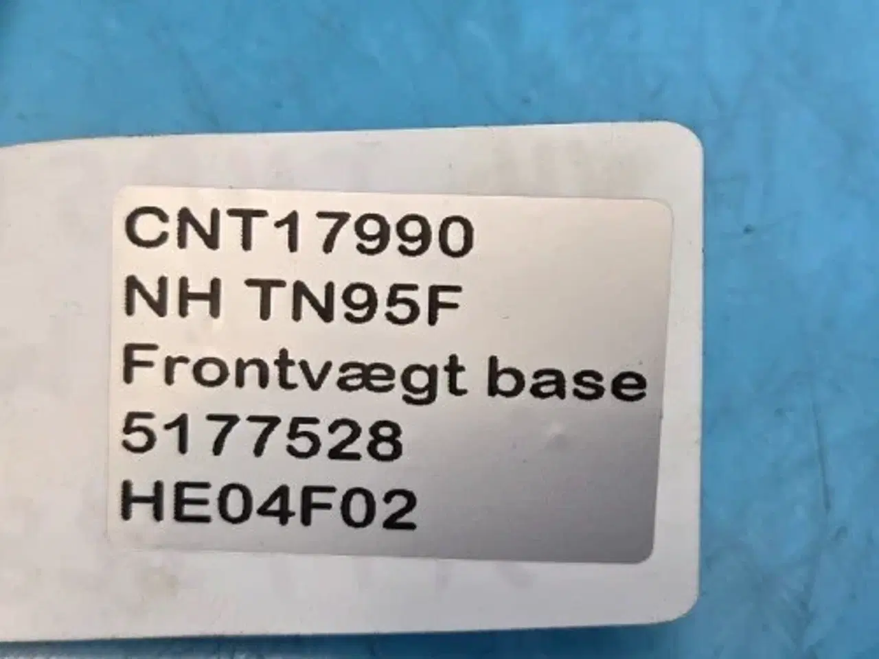 Billede 15 - New Holland TN95F Frontvægt Base 5177528