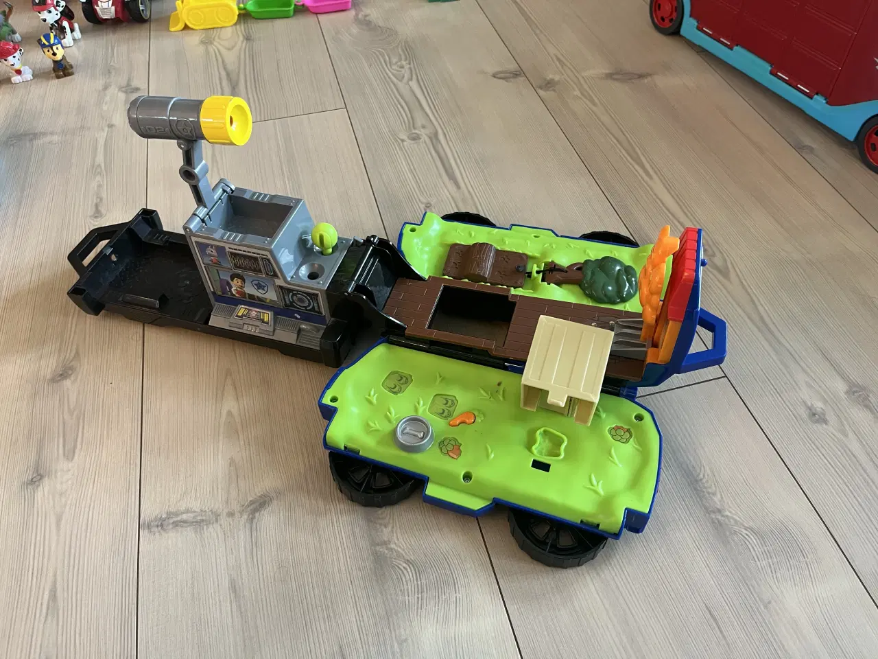 Billede 5 - Paw Patrol, figurer, biler, skib