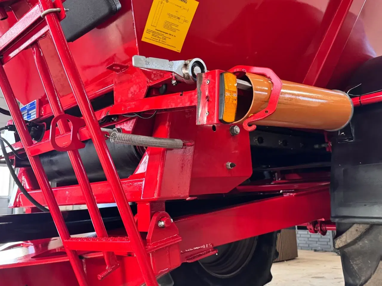 Billede 6 - Bredal K65 Med kalk- og gødningsudstyr