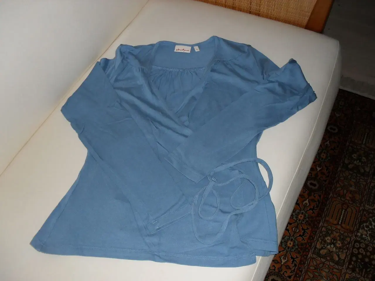 Billede 1 - Bluse lyseblå slåom Jackpot