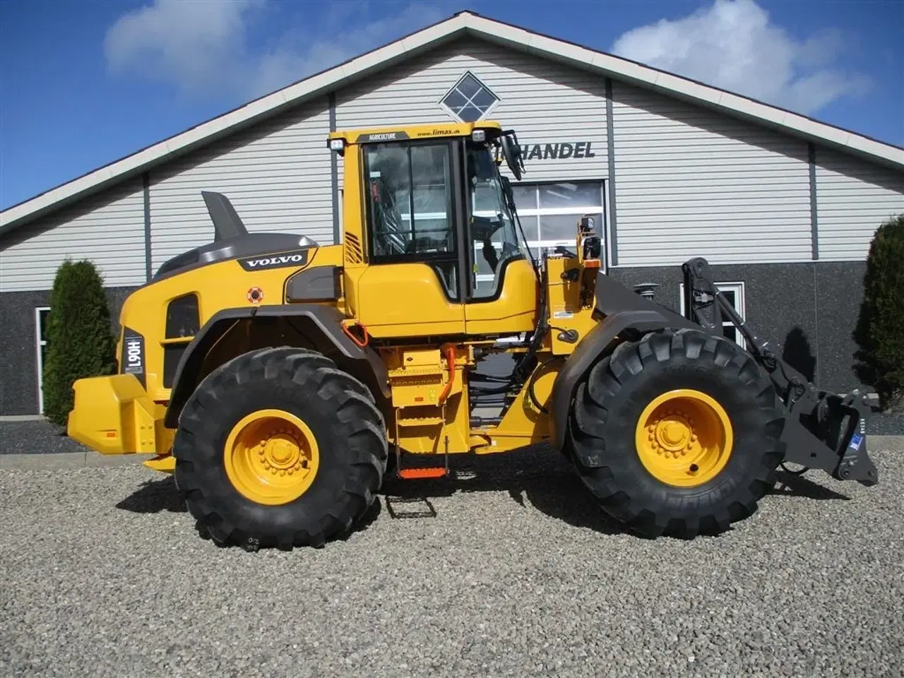Billede 2 - Volvo L90H H2 AGRICULTURE Dansk-maskine, Co-Pilot, LANG-BOM & med 750mm Michelin MEGA X BIB hjul.  BEMÆRK MED GARANTI FRA VOLVO FREM TIL DEN 23.1.2027