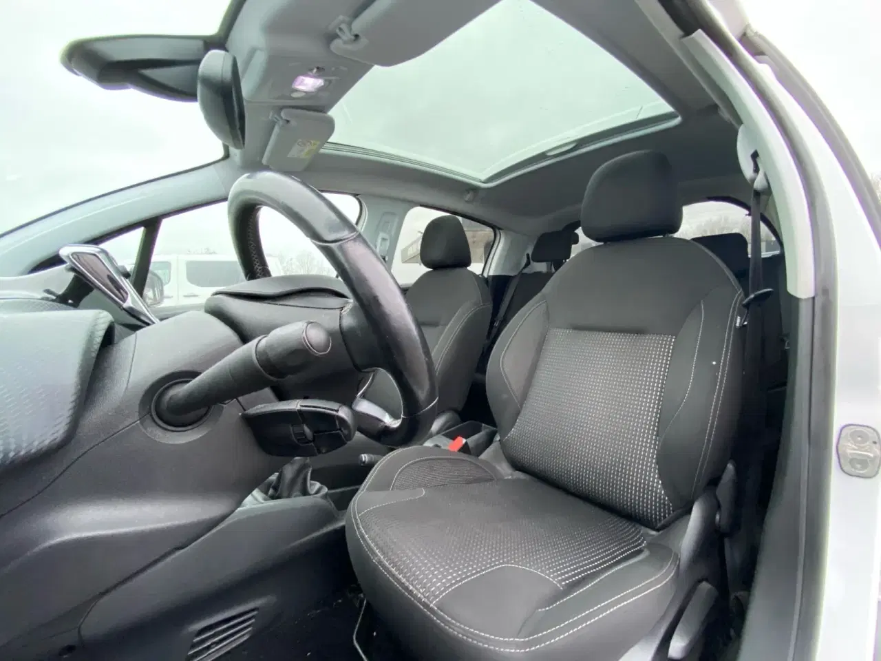 Billede 9 - Peugeot 208 1,6 BlueHDi Selection Sky 100HK 5d