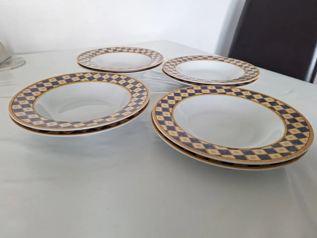 Billede 3 - Tallerkener