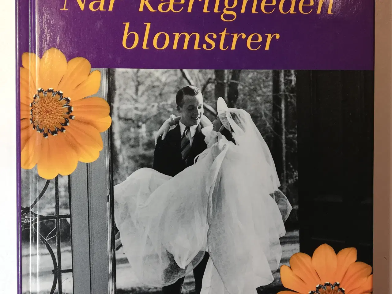 Billede 1 - Når kærligheden blomstrer, af Leif og Kirsten Kjær