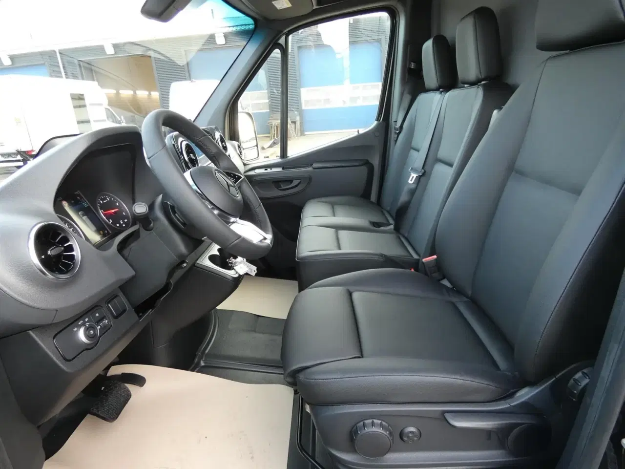 Billede 9 - Mercedes-Benz Sprinter 317 2,0 CDI A2 Pro 9G-Tronic 170HK Van 9g Aut.