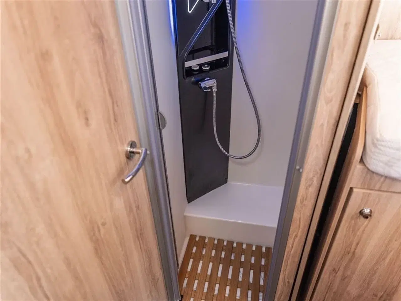 Billede 29 - 2022 - Euramobil Integra Line 720 EF   Tysk kvalitet og luksus