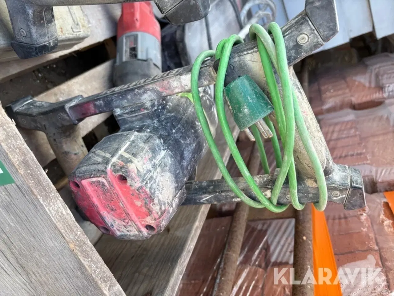 Billede 9 - Assorteret håndværktøj og lamper - 10 dele