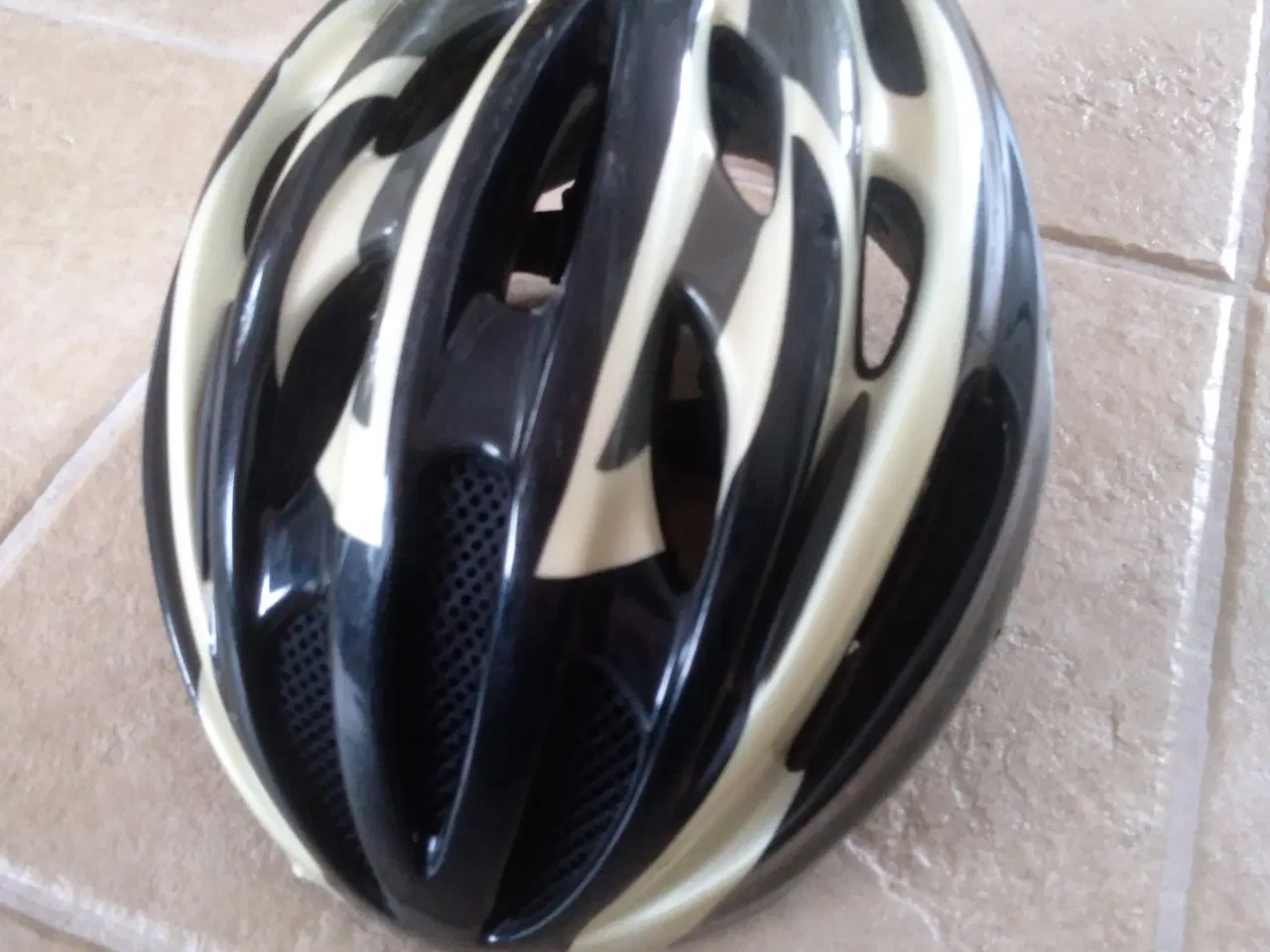 Billede 1 - Cykelhjelm str. 52 - 57 cm. / S - M