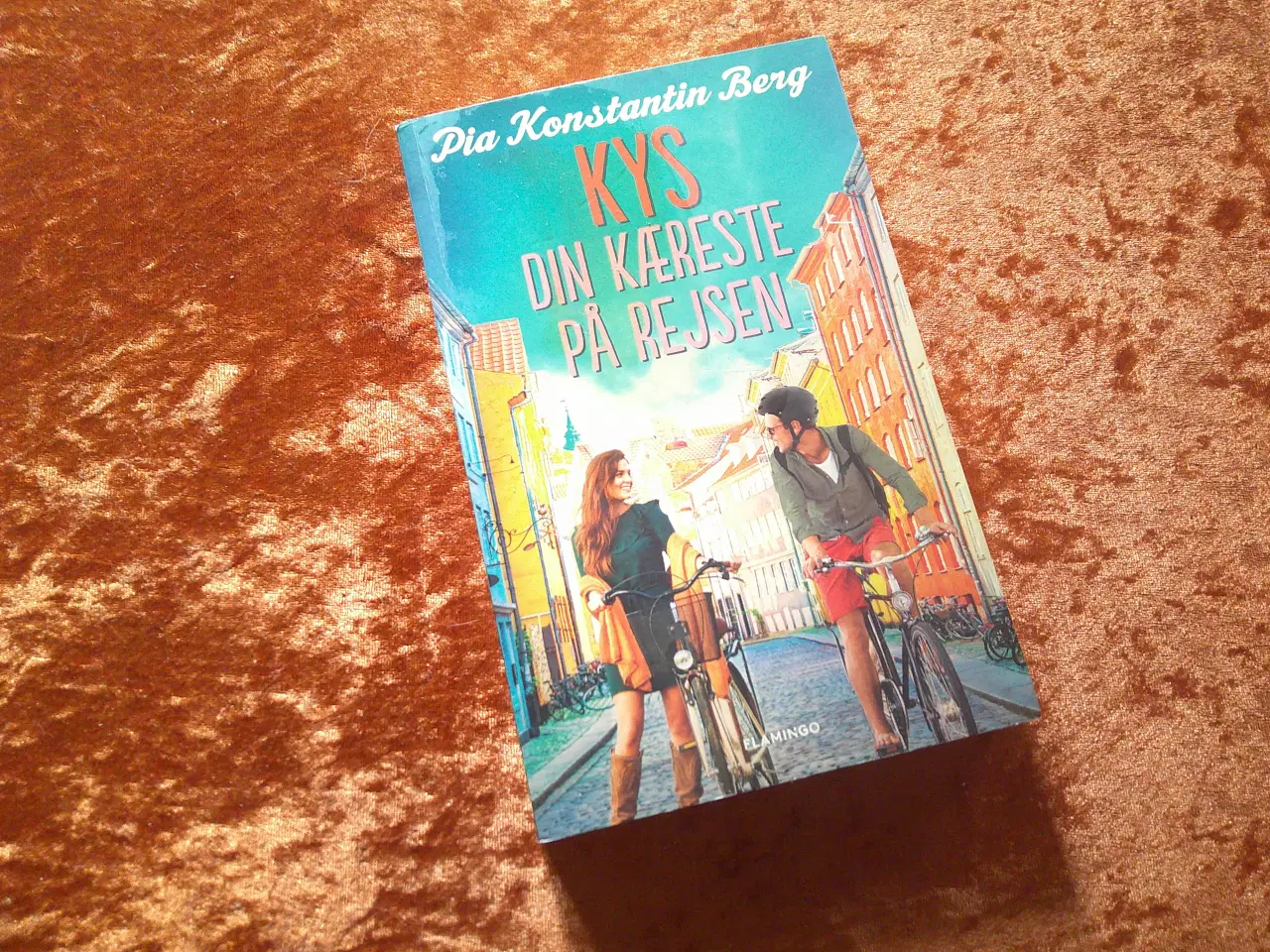 Billede 1 - Kys din kæreste på rejsen, Pia Konstantin Berg