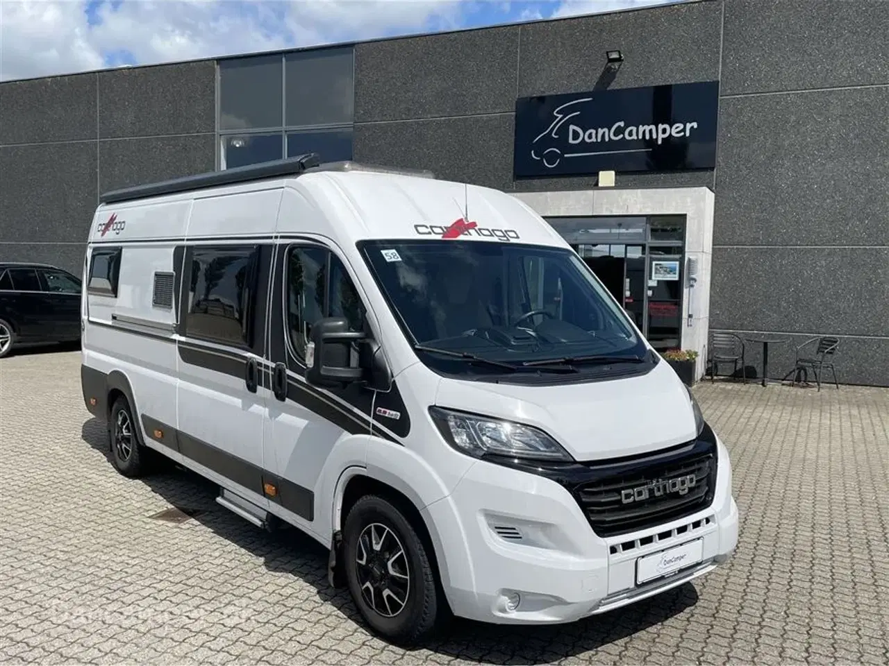 Billede 1 - 2020 - Carthago premium van 640 LE   Luksusvan, 140Hk   9-trins Automatgear, enkeltsenge, alufælge, navigation, træk