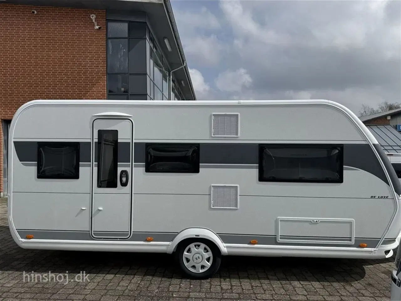 Billede 1 - 2026 - Hobby De Luxe 495 UL   Oplev denne Hobby De Luxe 495 UL 2026 hos Hinshøj Caravan