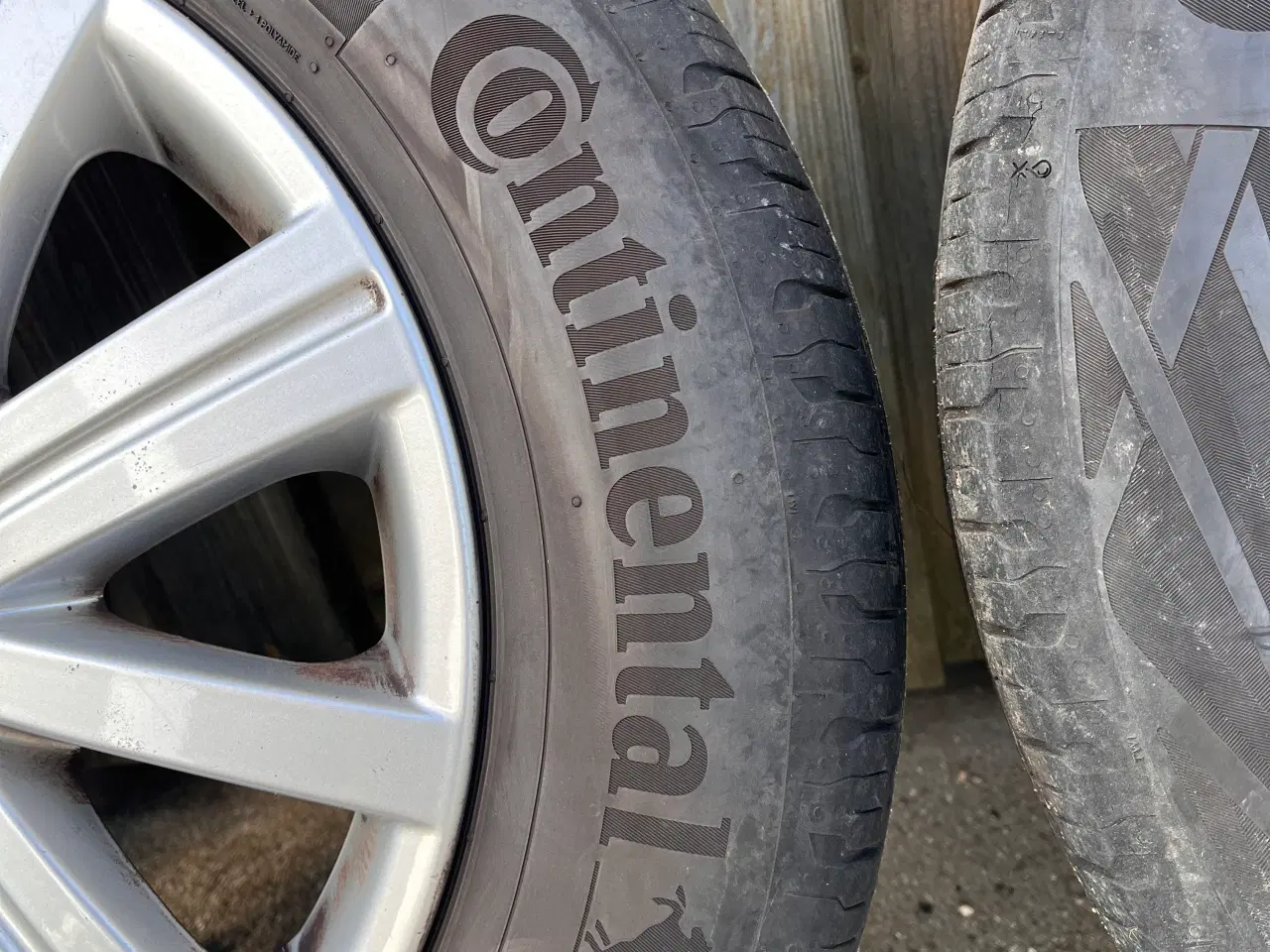 Billede 8 - VW Sommerdæk med alufælg