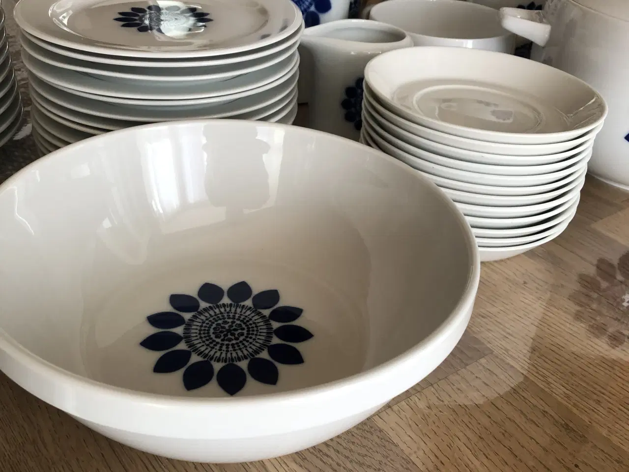 Billede 4 - Fedt spisestel fra 60/70”erne