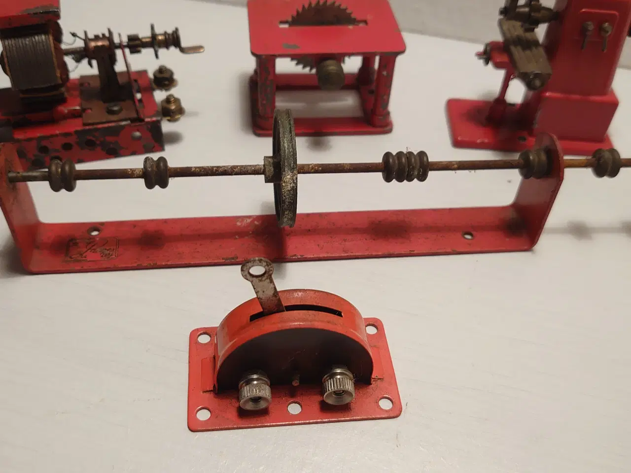 Billede 5 - 8 stk Tekno/Langes "maskiner" til motor/dampmask.