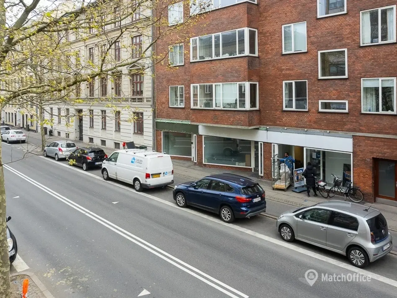 Billede 14 - SÆLGES: Indbydende og moderne erhvervsejerlejlighed med mulighed for ubemandet showroom