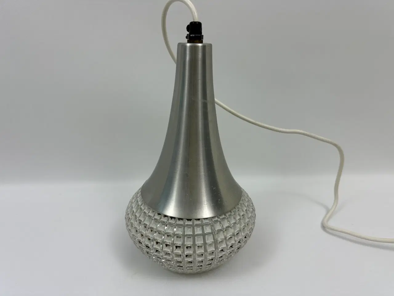 Billede 1 - Retro pendel i chrome med glasindsats