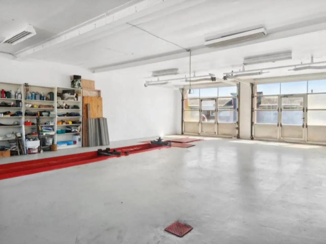 Billede 8 - Stor Villa med Autoværksted Butikslokale 