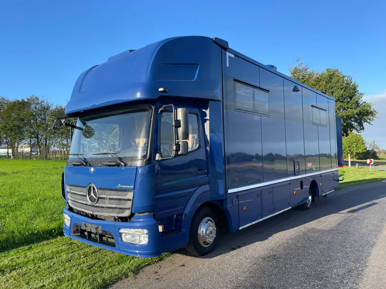 Billede 2 - Mercedes Benz Atego 818 - TIL MOTORSPORTEN