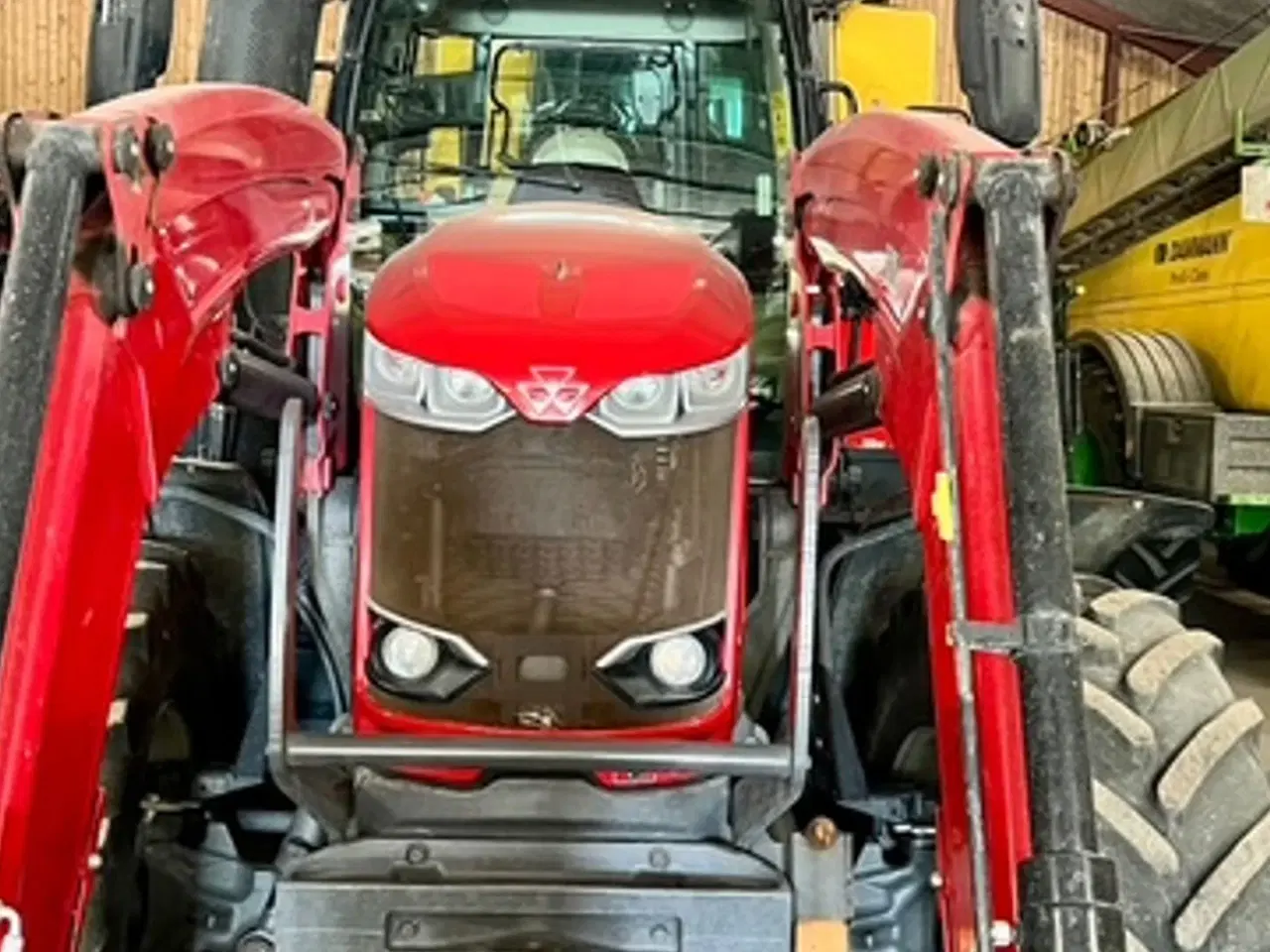 Billede 3 - Massey Ferguson 7726 S DynaVT Med front læsser. Læsser er meget lidt brugt.