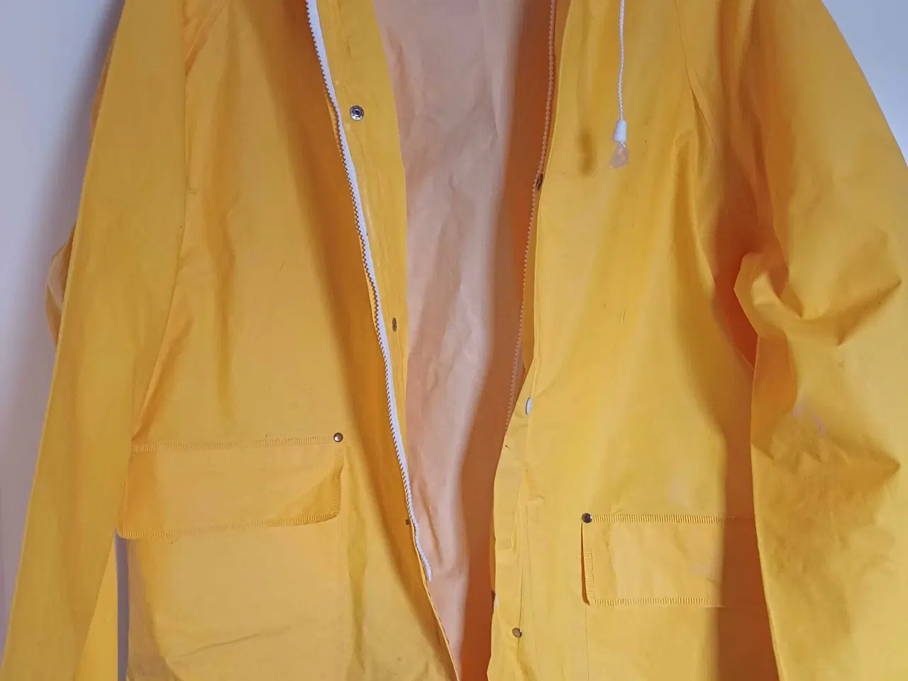 Billede 1 - Regnjakke 