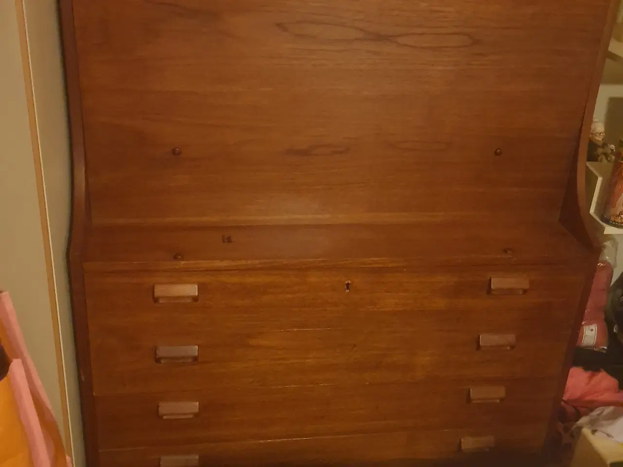 Billede 1 - Chatol i teaktræ 