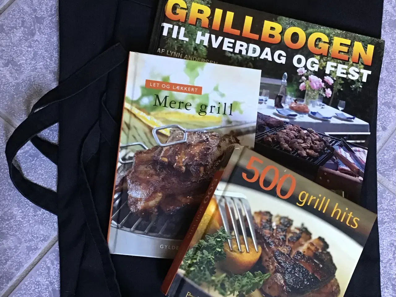 Billede 1 - 3 Grillbøger og Kentaur forklæde