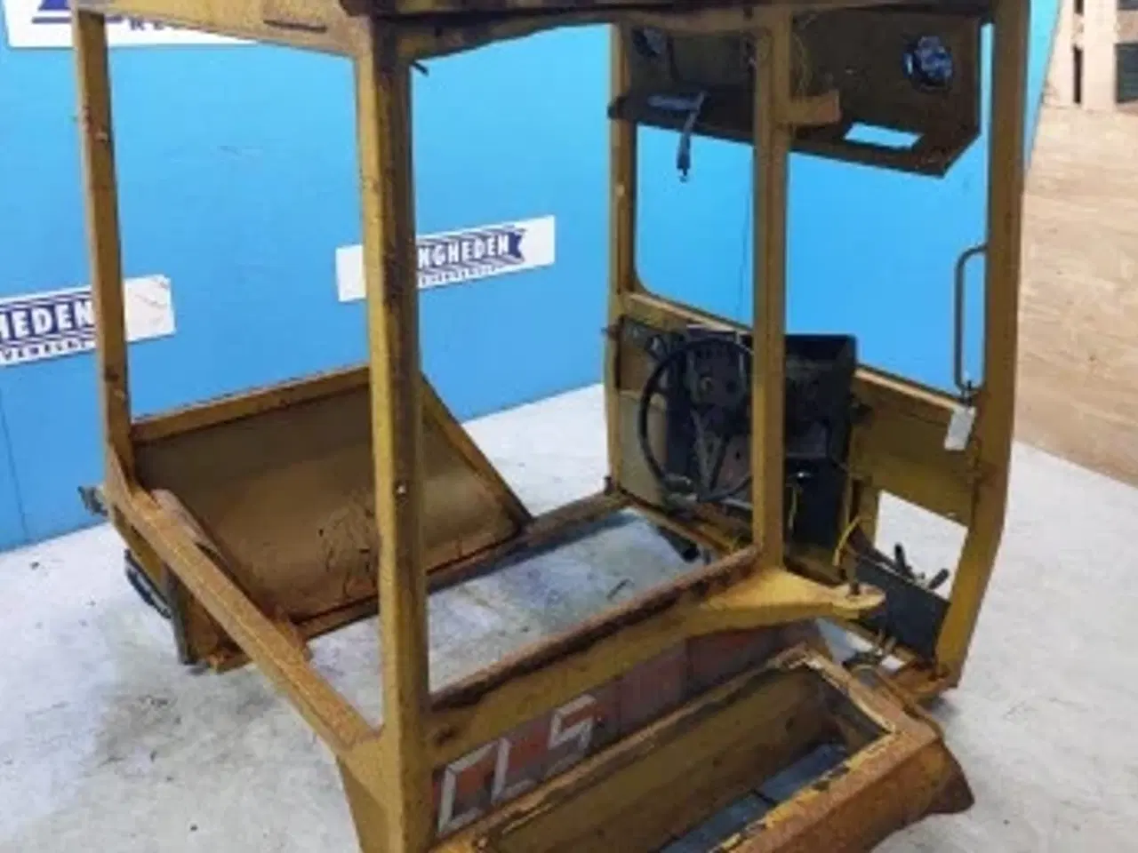 Billede 2 - Hydrema 806  Kabine