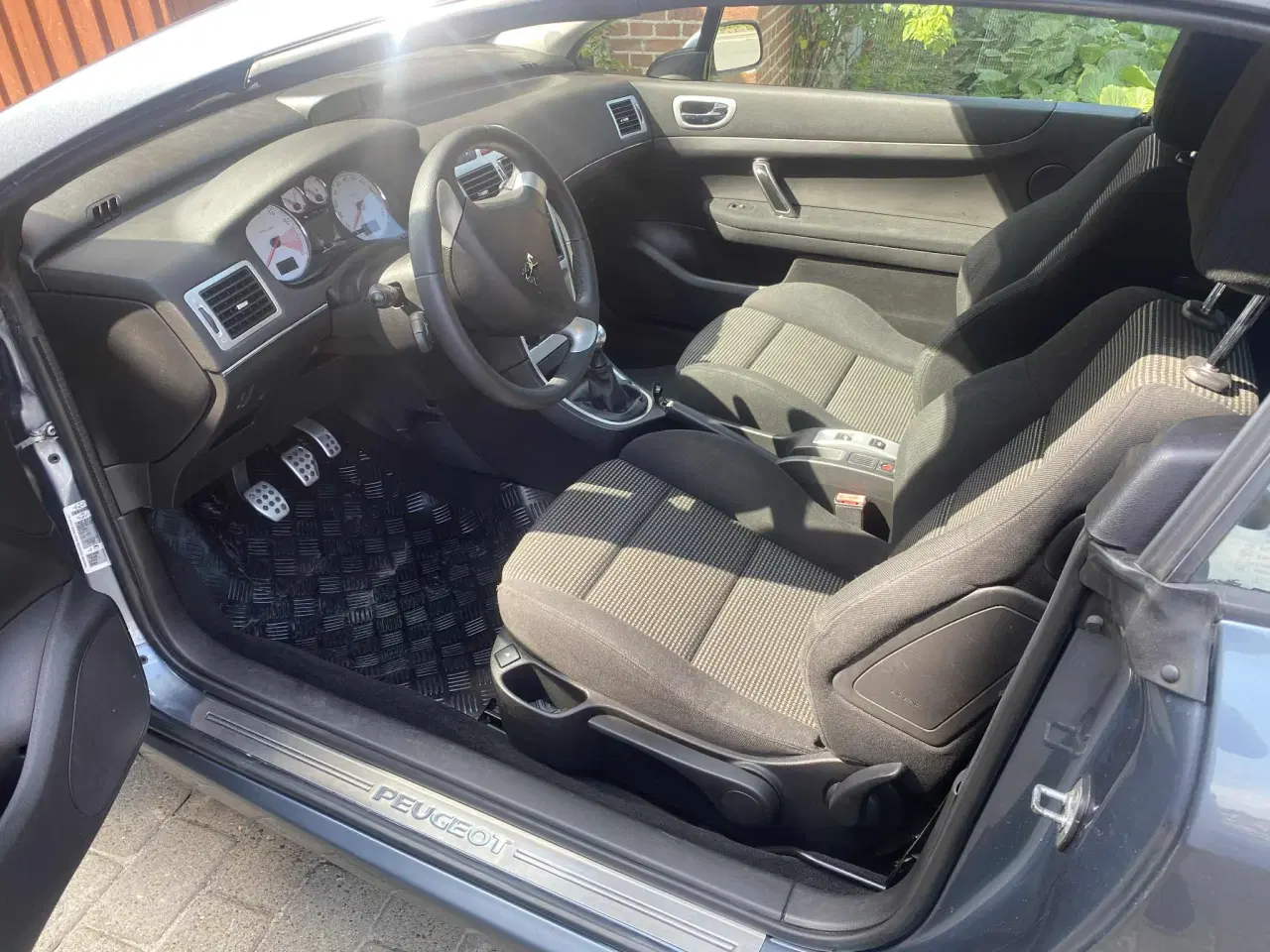 Billede 5 - Virkelig flot og velholdt peugeot 307 cc