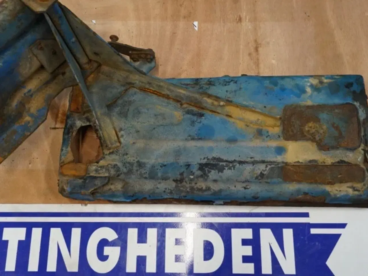 Billede 8 - Ford 4000 Batterikasse 