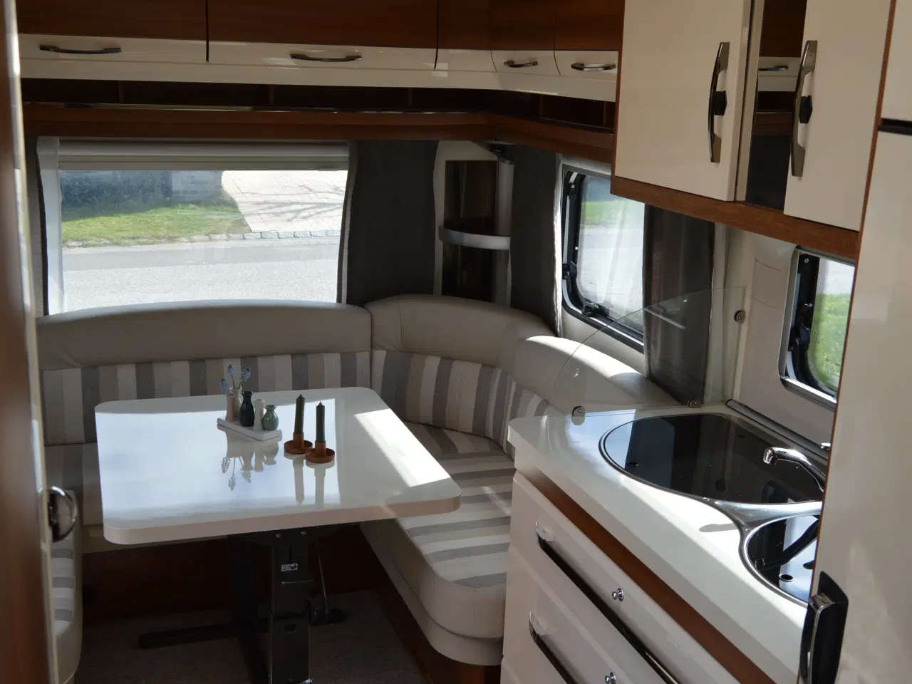 Billede 3 - Nysynet flot velholdt Hobby Excellent 495 UFE